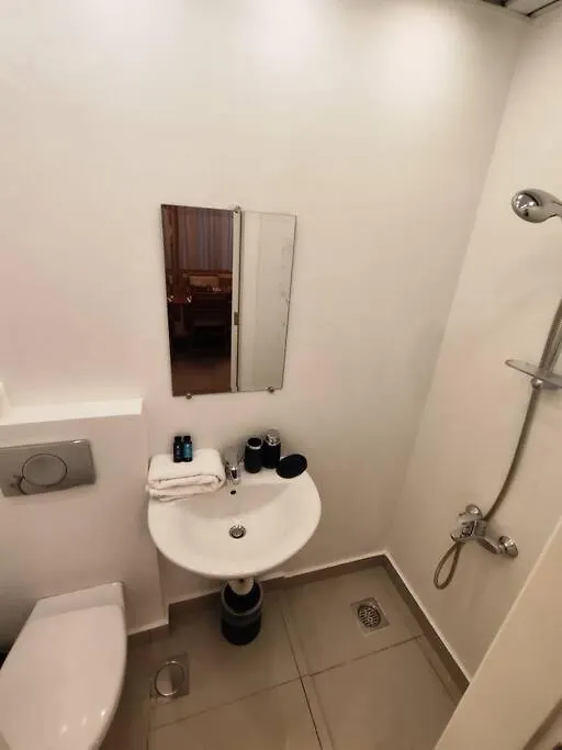 Spacious Nest 1-Br Apt In Ashrafieh Beirut Apartment